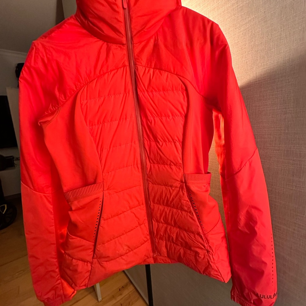 Lululemon Down For It All Jacket. Water resistant. Like New